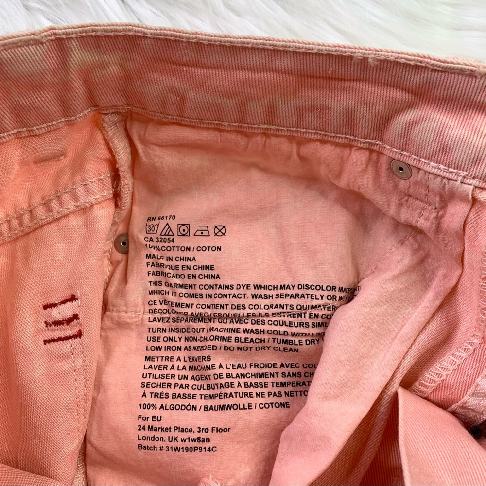 BDG High Rise Dree Cheeky Jean Shorts Size 29 NWT Stonewashed Coral Raw Hems - Picture 5 of 6